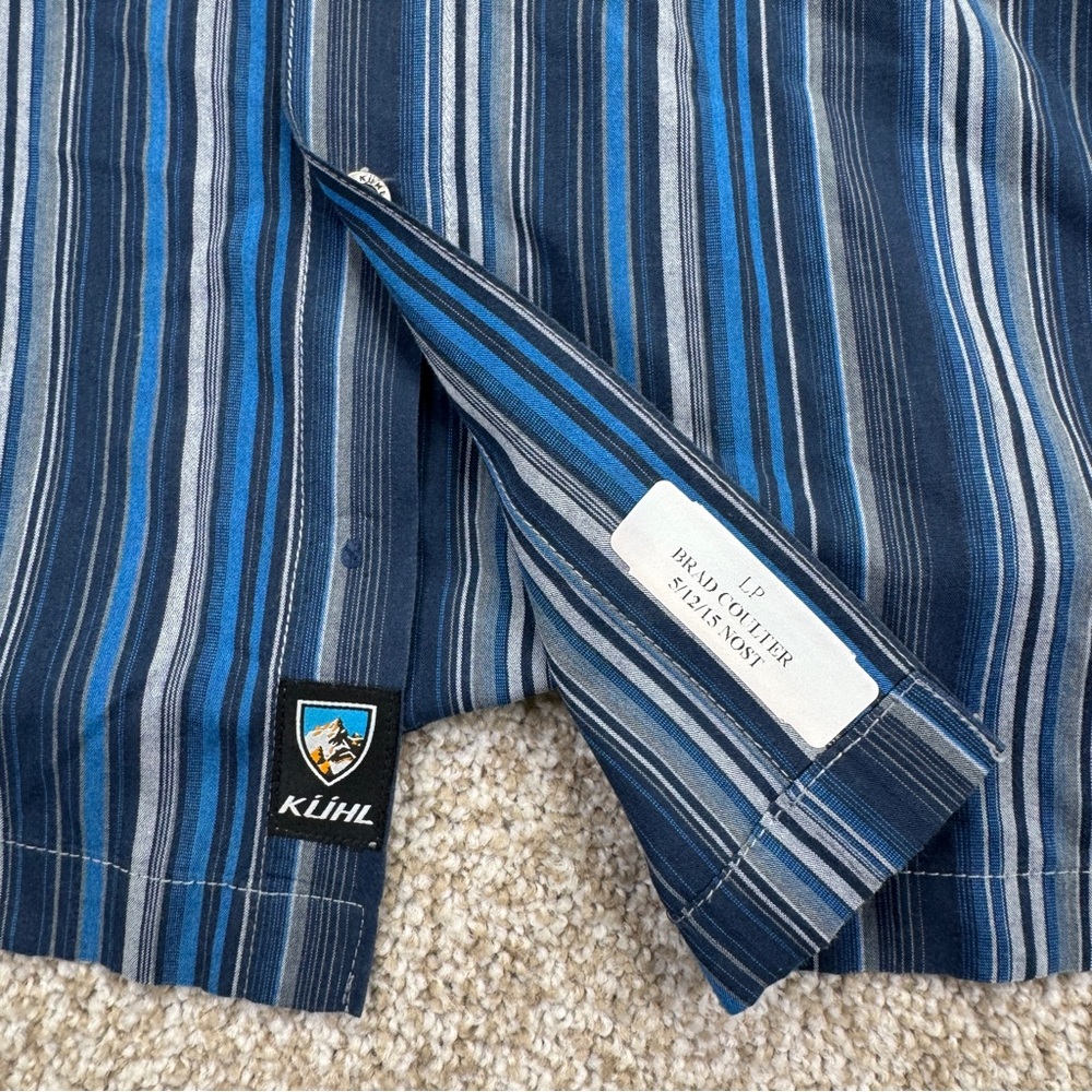 Kuhl Blue Casual Button Up Shirt with Chevron Stripes Mens size XL - Picture 9 of 11